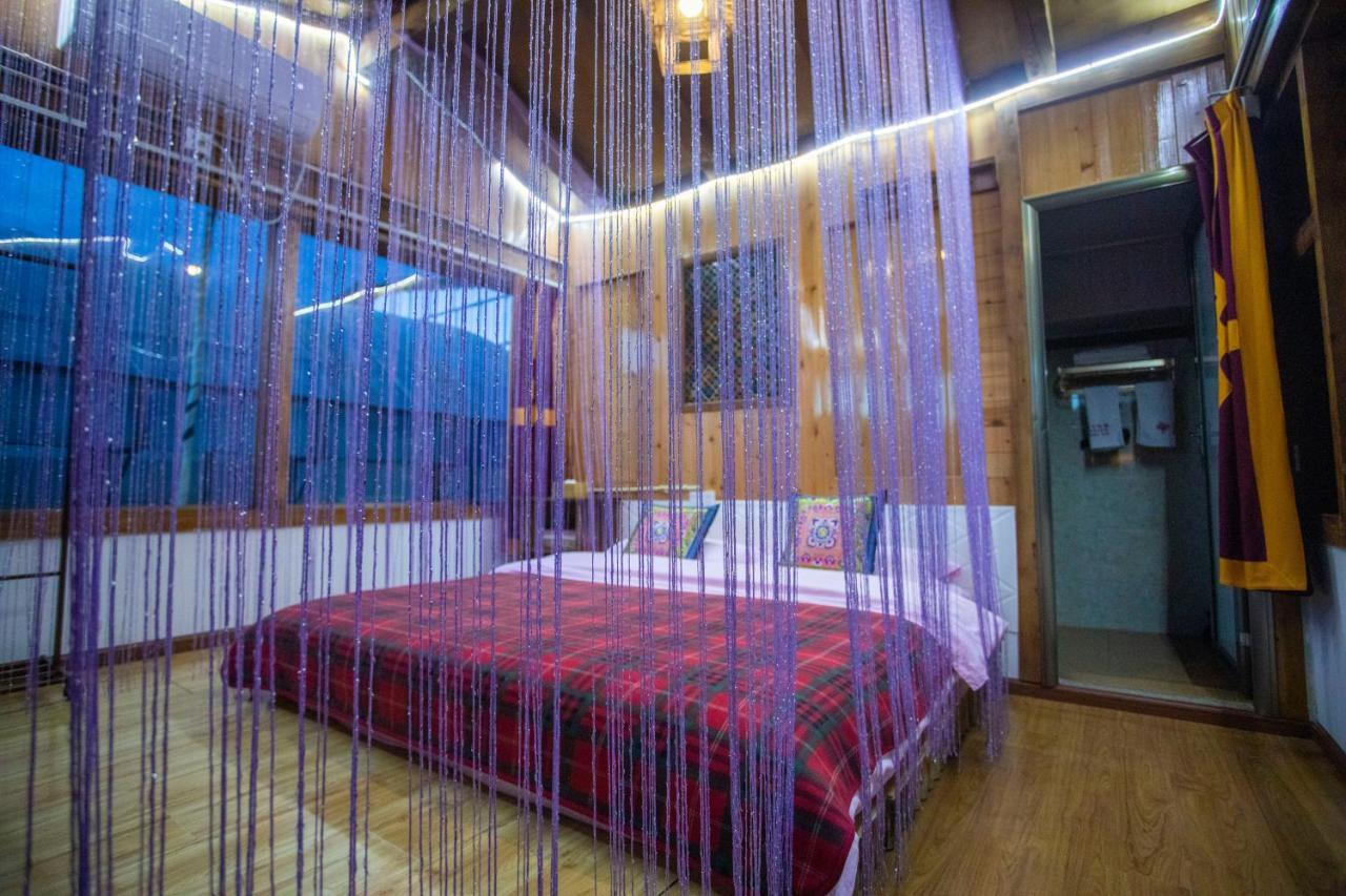Shangri-La King Gesar Guesthouse Exterior foto